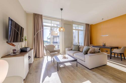 Seeschwalbe in der Alten Seefahrtschule — 4-Star Luxury Hotel in Wustrow, Germany