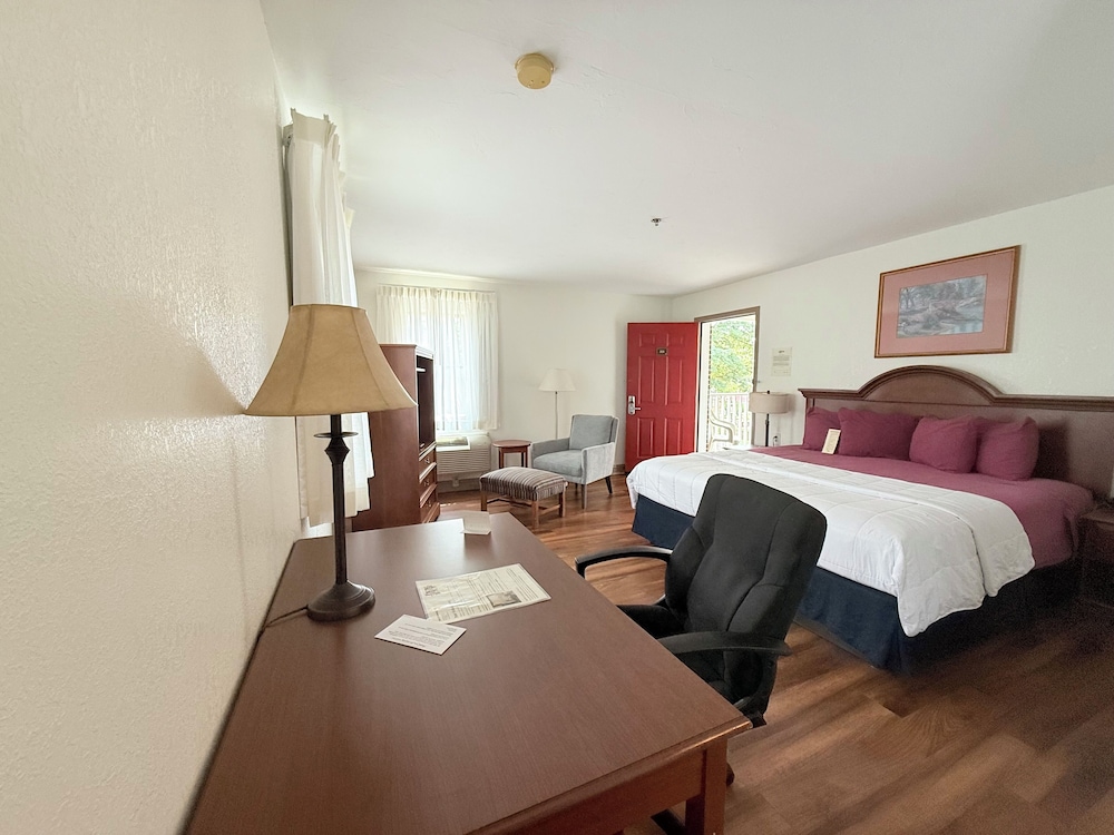 Inn at Cemetery Hill - photo 42
