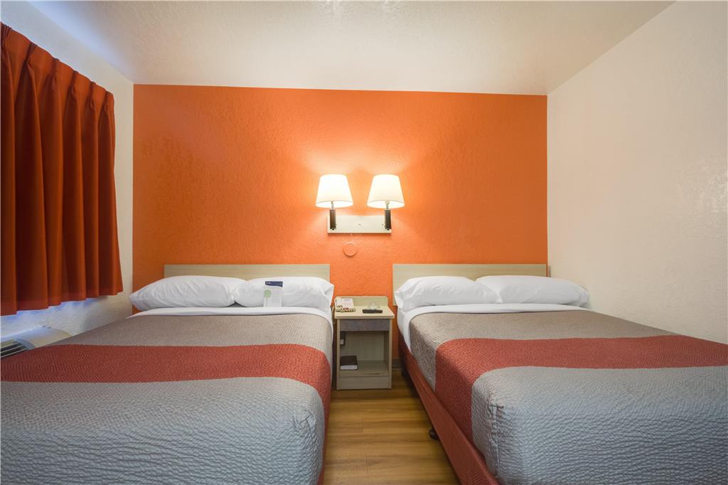 Motel 6 Lakewood CO - photo 25