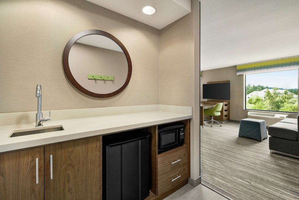 Hampton Inn & Suites Tacoma Puyallup - photo 16