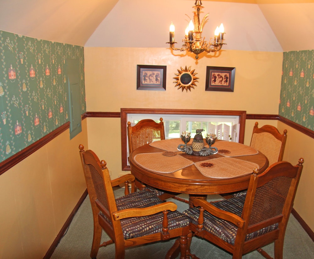 J. Paule's Fenn Inn - photo 40