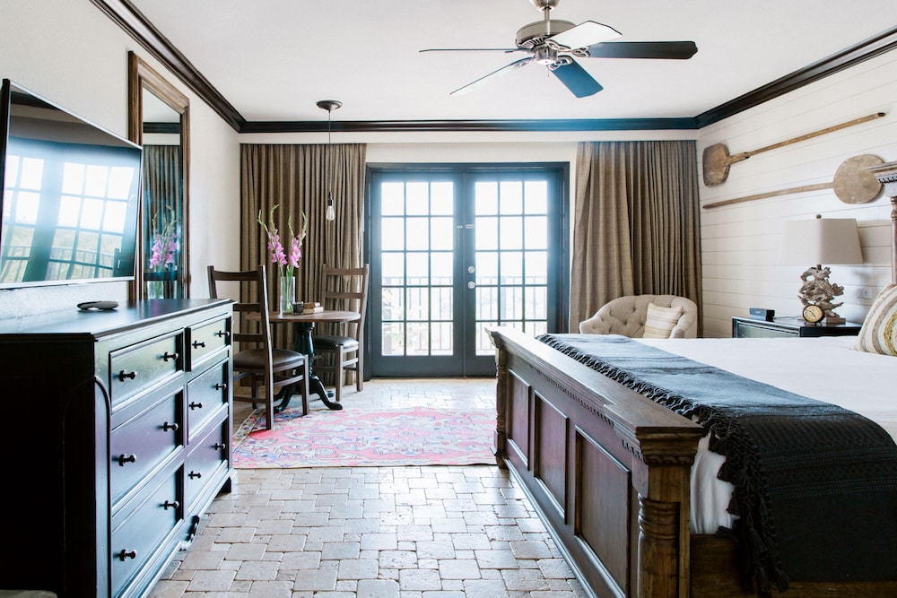 Hillside Boutique Hotel - photo 24