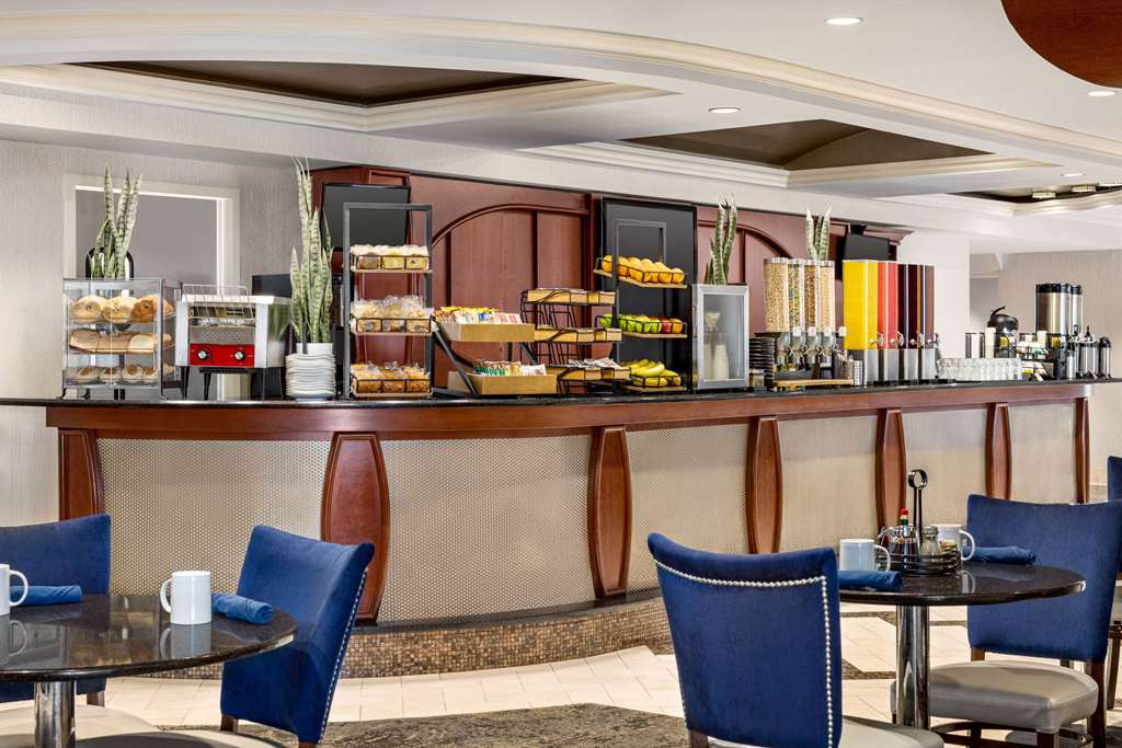 Viana Hotel and Spa Trademark Collection by Wyndham - photo 58