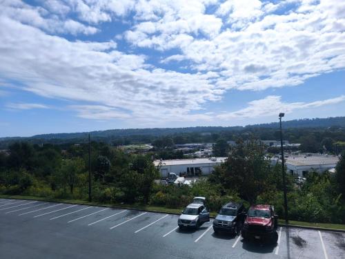 Budgetel Inn Birmingham - photo 9