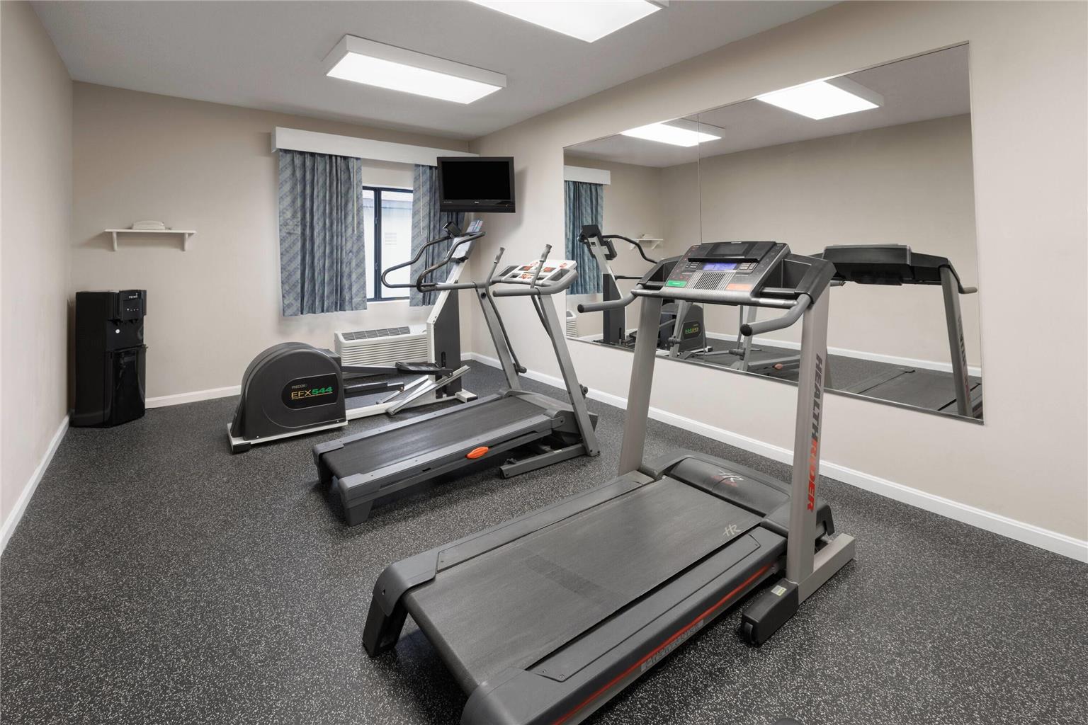 Days Inn & Suites by Wyndham Seaford - photo 7