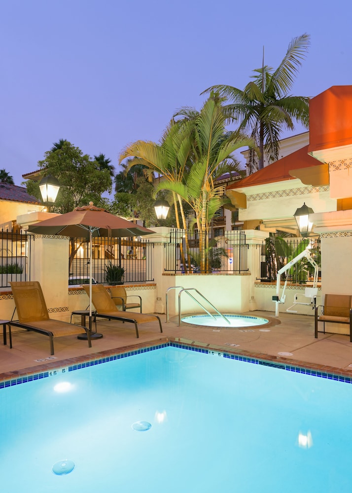 Courtyard by Marriott Old Town - photo 24