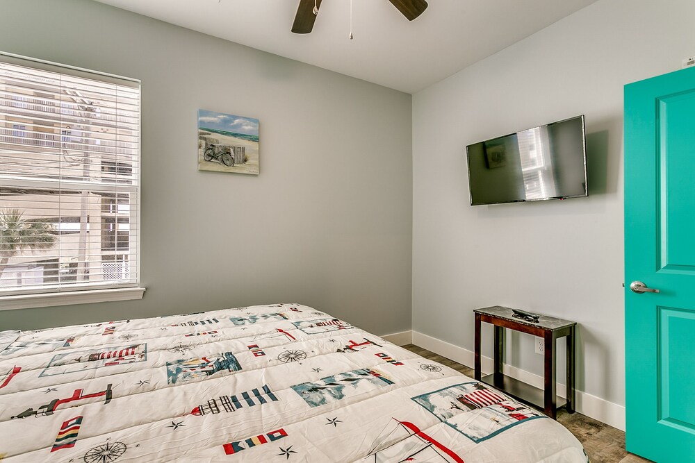 Together Resorts Cherry Grove Resort at 5405 A N Ocean Blvd - photo 4