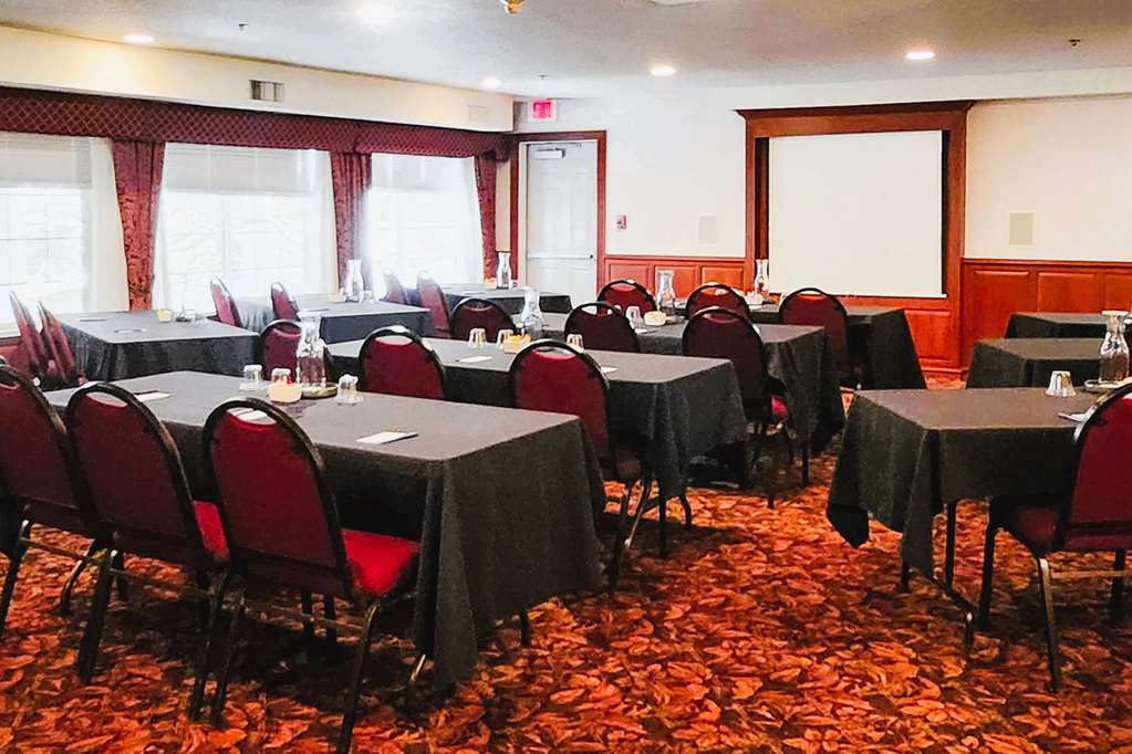 Comfort Suites Corvallis - photo 47