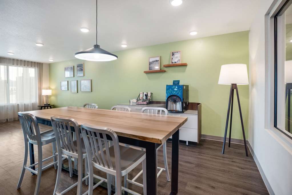 WoodSpring Suites Sulphur Lake Charles - photo 7