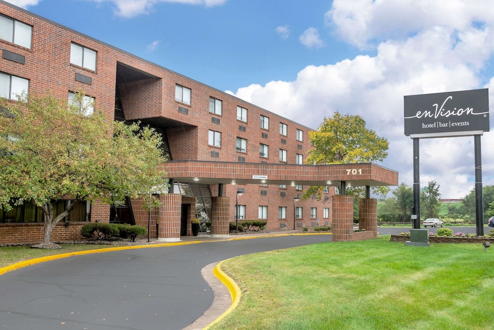 enVision Hotel St. Paul South pet-friendly hotel South Saint Paul
