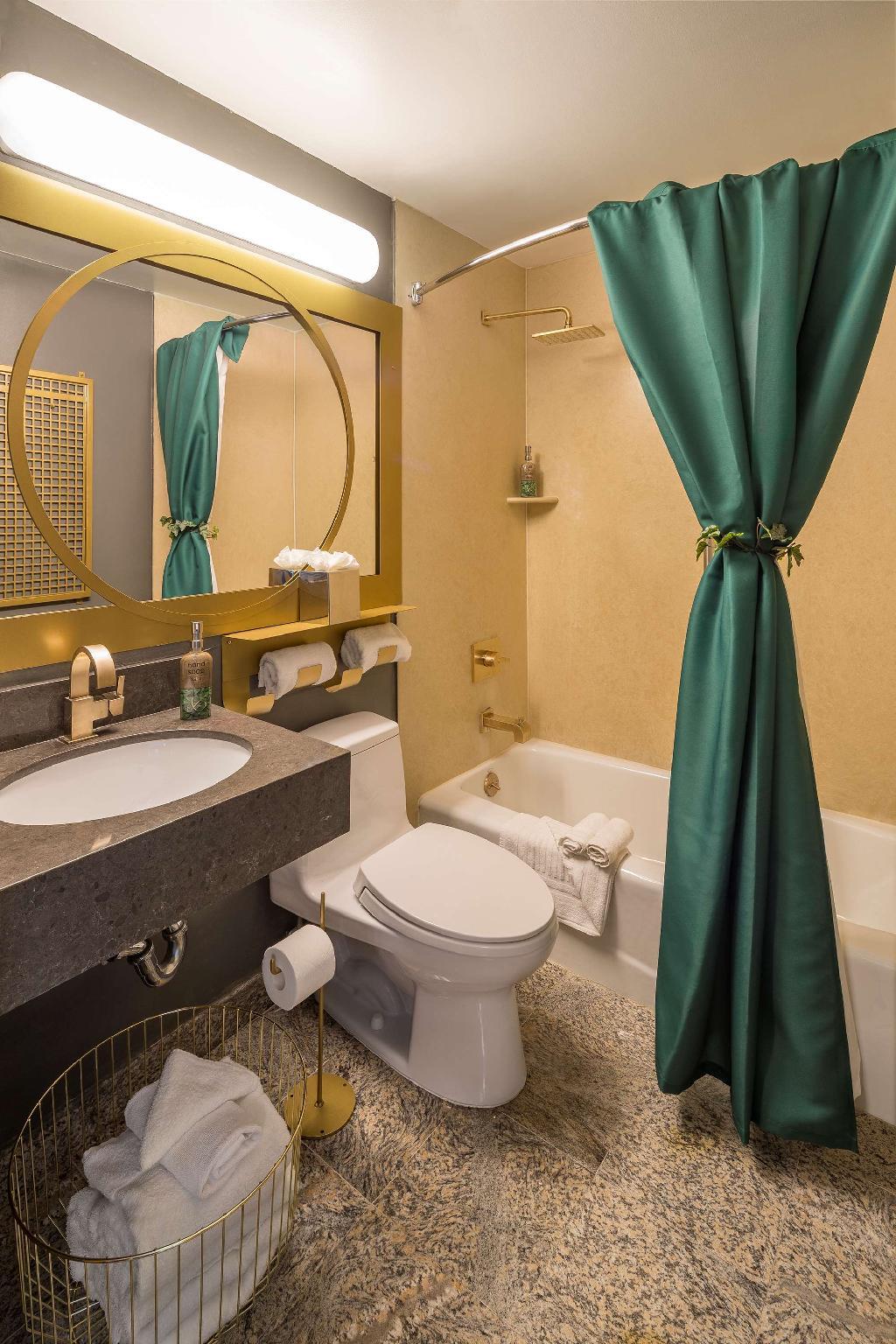 Artel Hotel by The Red Collection Times Square - photo 17