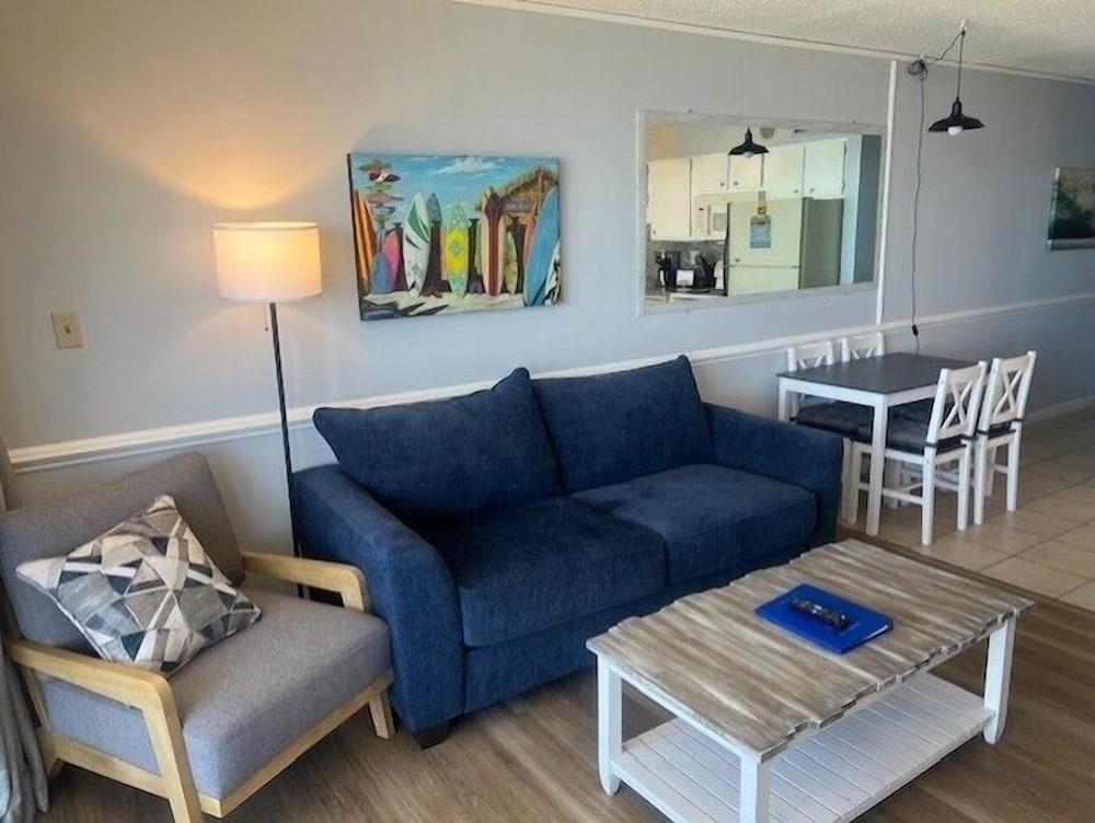 Royal Garden Resort 504 2 Bedroom Condo by RedAwning - photo 10