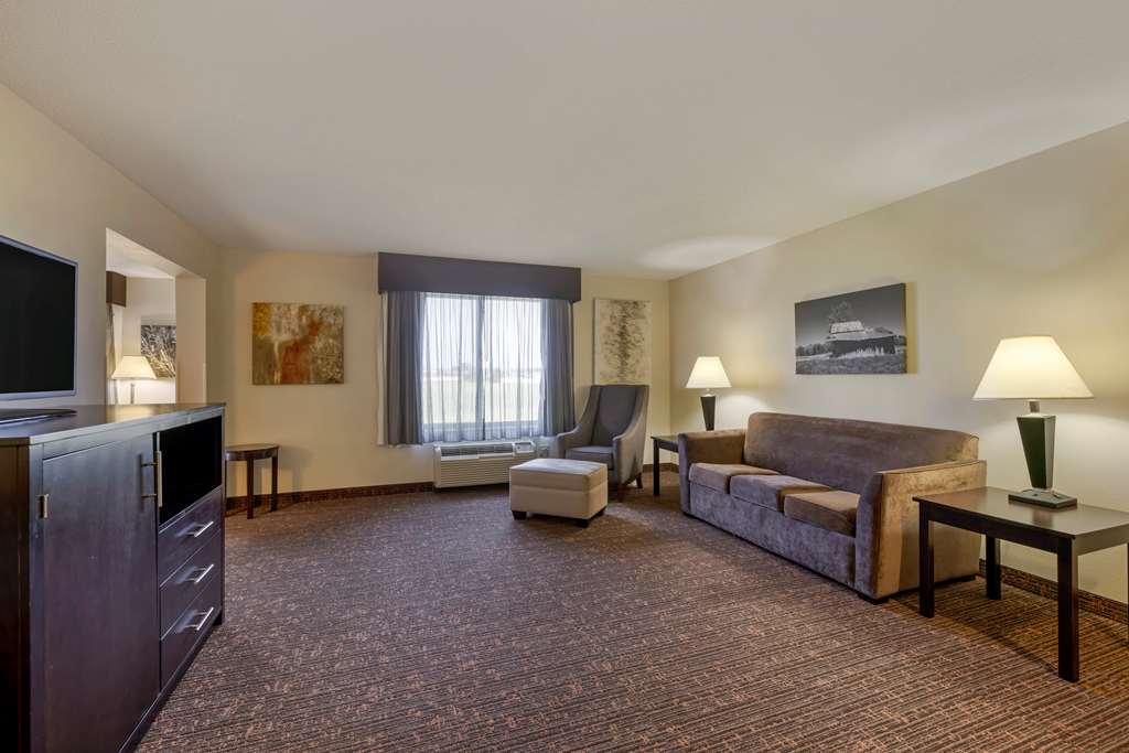 Best Western Plus Omaha Airport Inn - photo 21