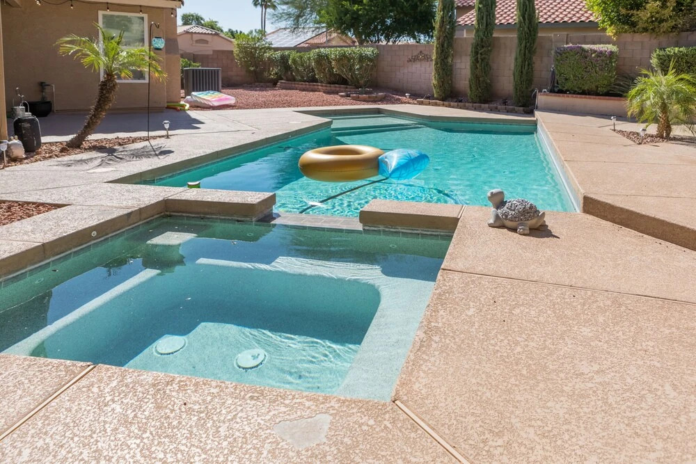 Private paradise with pool heater spa billiards - photo 16
