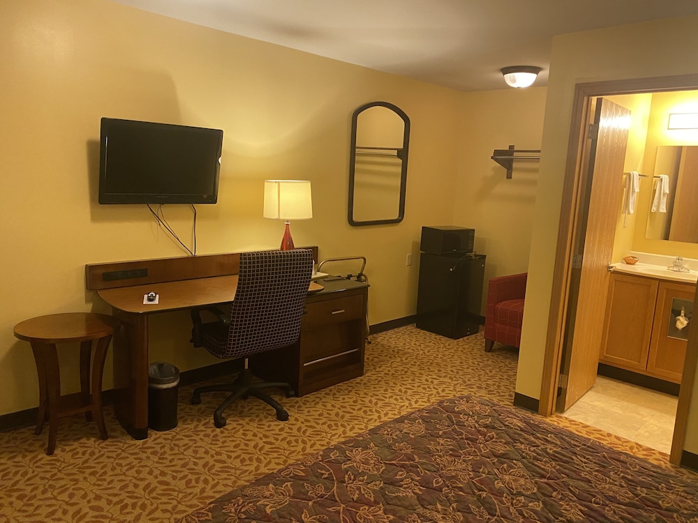 Regal Inn Coffeyville - photo 17