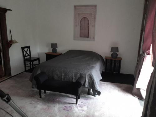 La Petite Salamandre Bleue - last minute hotel in Unknown City