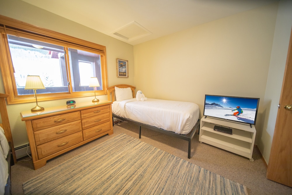 Cinnamon Ridge Hotel - photo 6