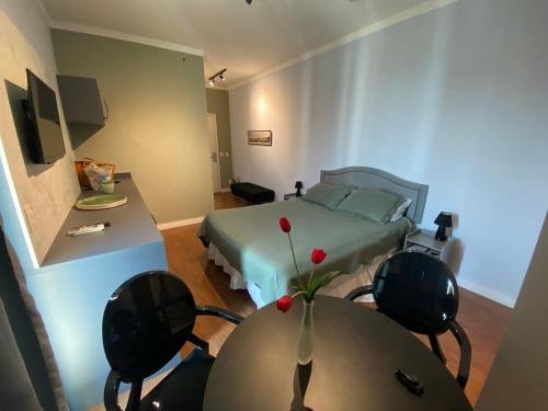 Flat Boutique Em Frente Ao Metrô Moema in Sao Paulo, Brasil