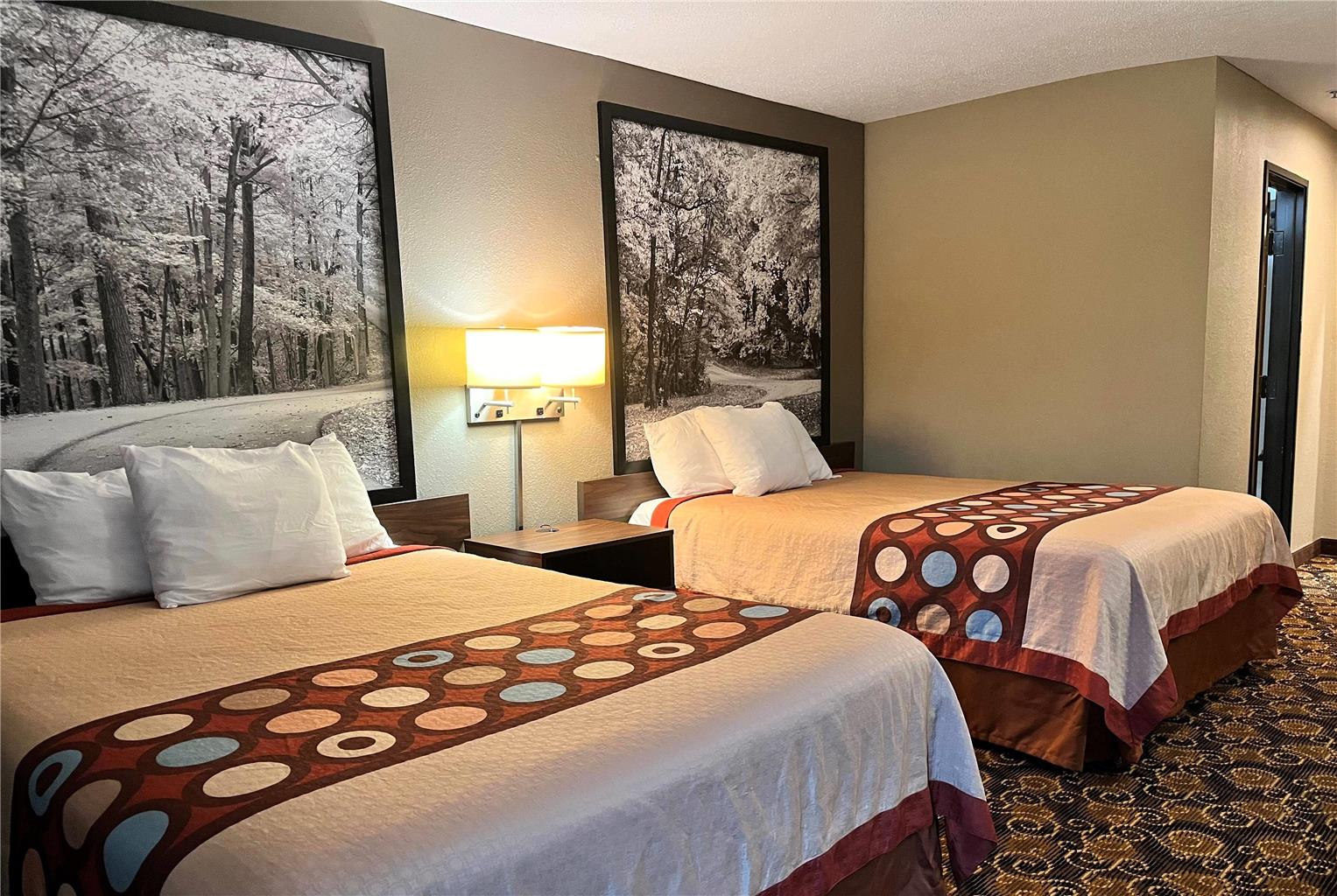Super 8 by Wyndham Evansville North - photo 22