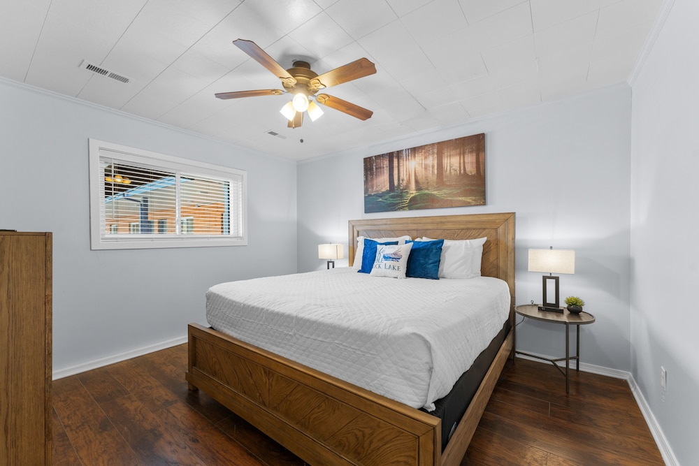 Silver Cove Resort on Table Rock Unit 15 - photo 7
