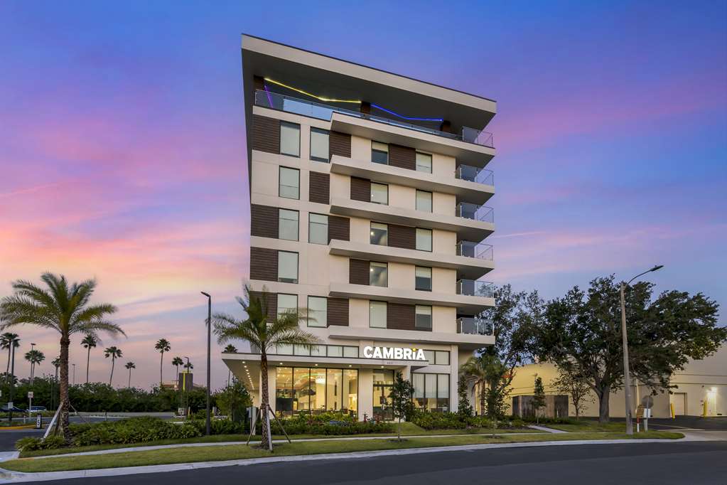 Cambria Hotel Orlando Universal Blvd - photo 2