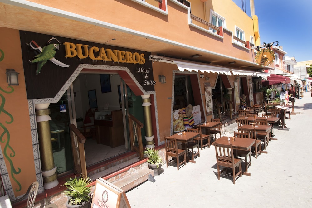 Hotel image of Hotel & Restaurant Bucaneros Isla Mujeres