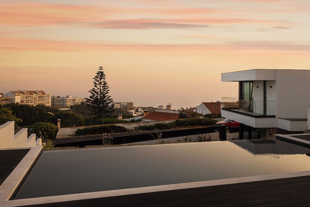 Outsite Ericeira Praia do Sul Oceanview Villa with Infinity Pool
