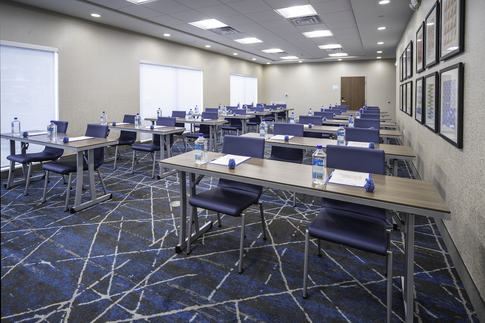 Holiday Inn Express & Suites Rock Hill by IHG - photo 75