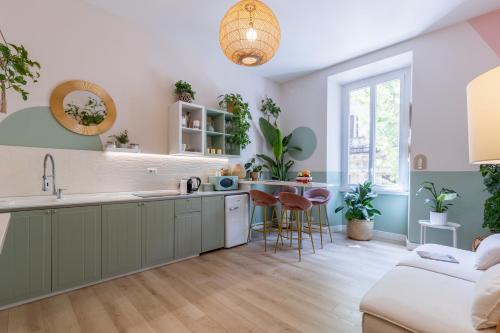 The 38 Home L Homkeey Luxury Apartment I Colosseum — 4-Star Luxury Hotel in Rome, Italy