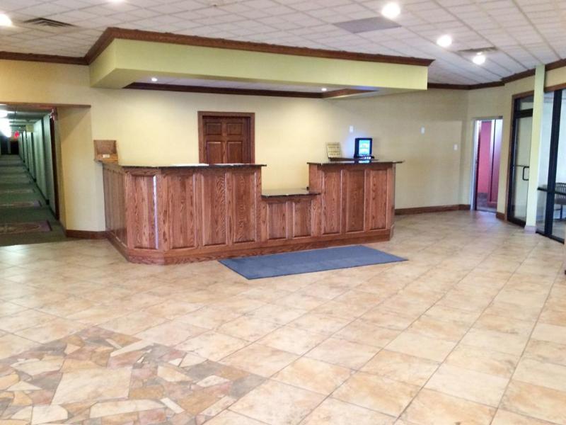 Badlands Inn & Suites - photo 9