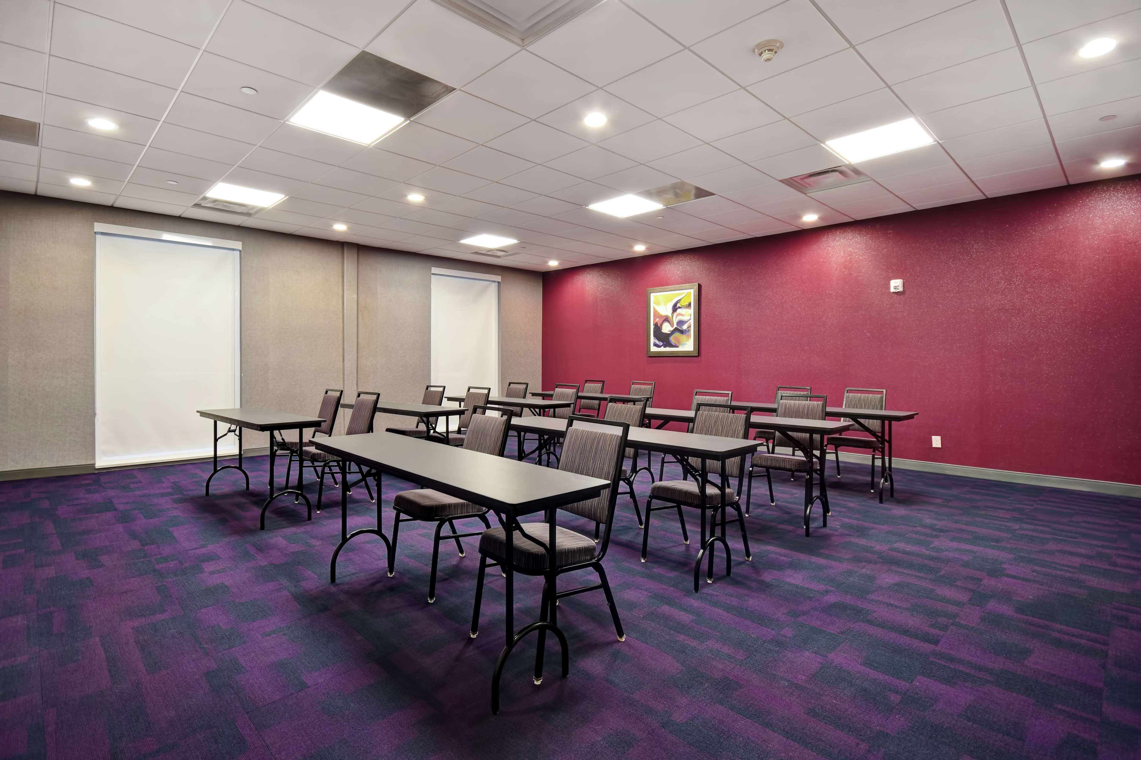 Home2 Suites by Hilton Dothan - photo 26