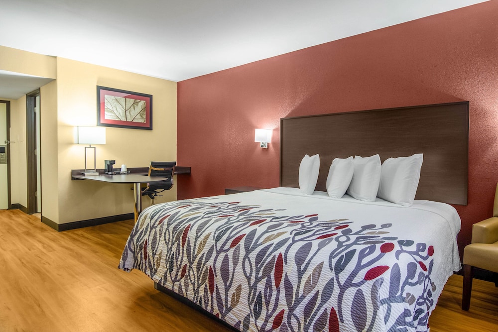 Red Roof Inn Perrysburg - photo 19