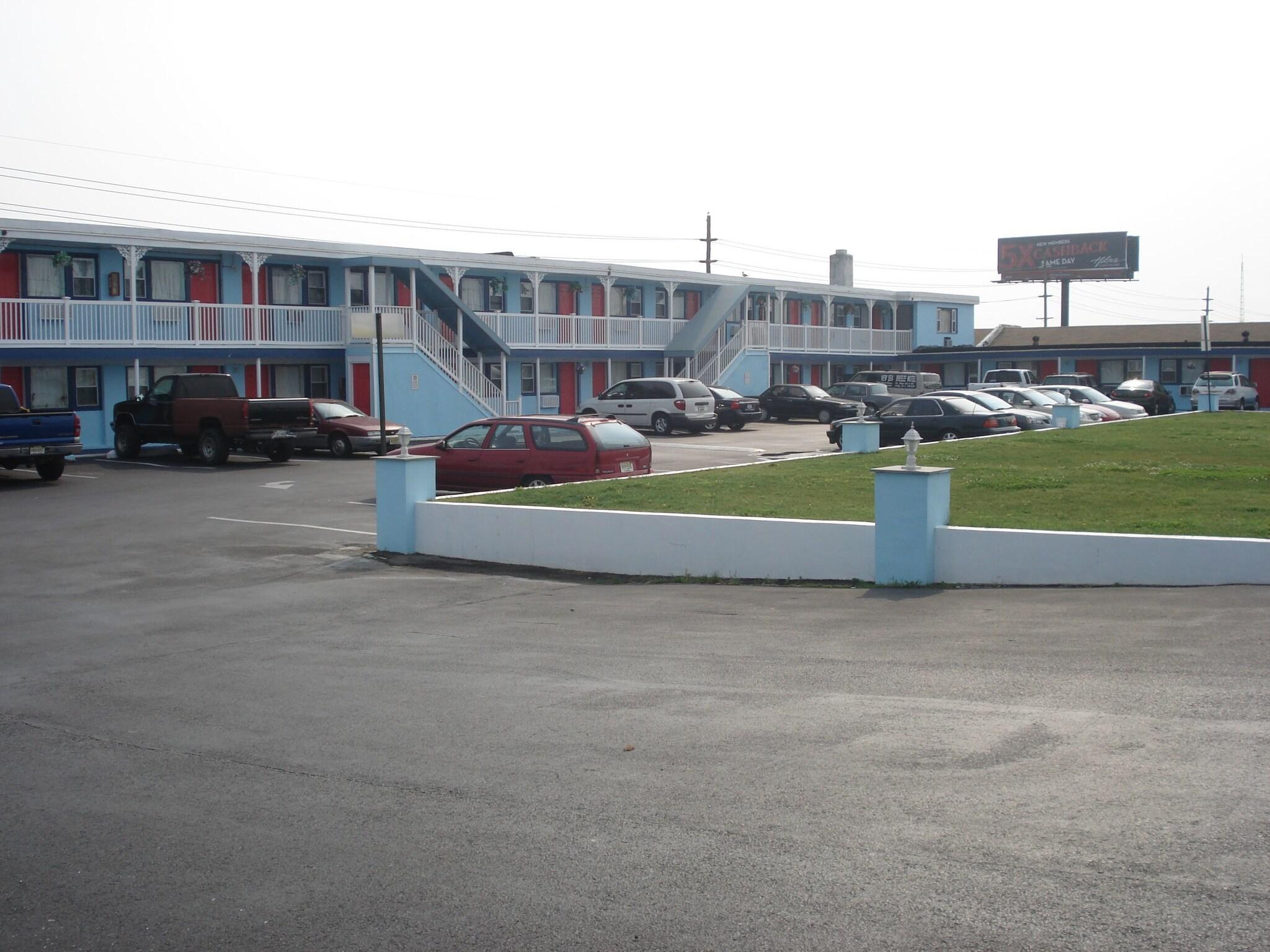 New Sea Breeze Motel - photo 15