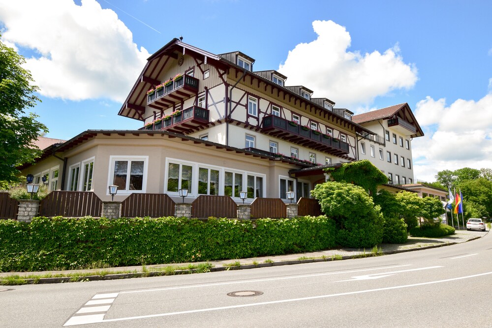 Hotel Seeblick - carbon neutral hotel in Bernried
