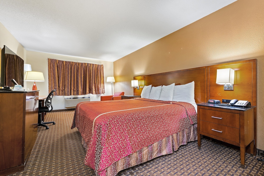 Geneva Motel Inn - photo 13