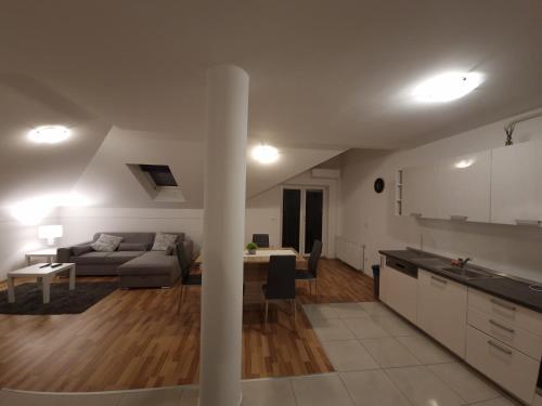 Apartman Sesvete — 4-Star Luxury Hotel in Sesvete, Croatia