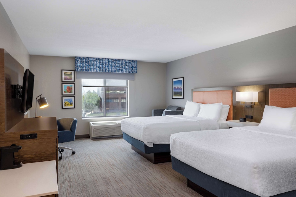 Hampton Inn & Suites Casper - photo 17