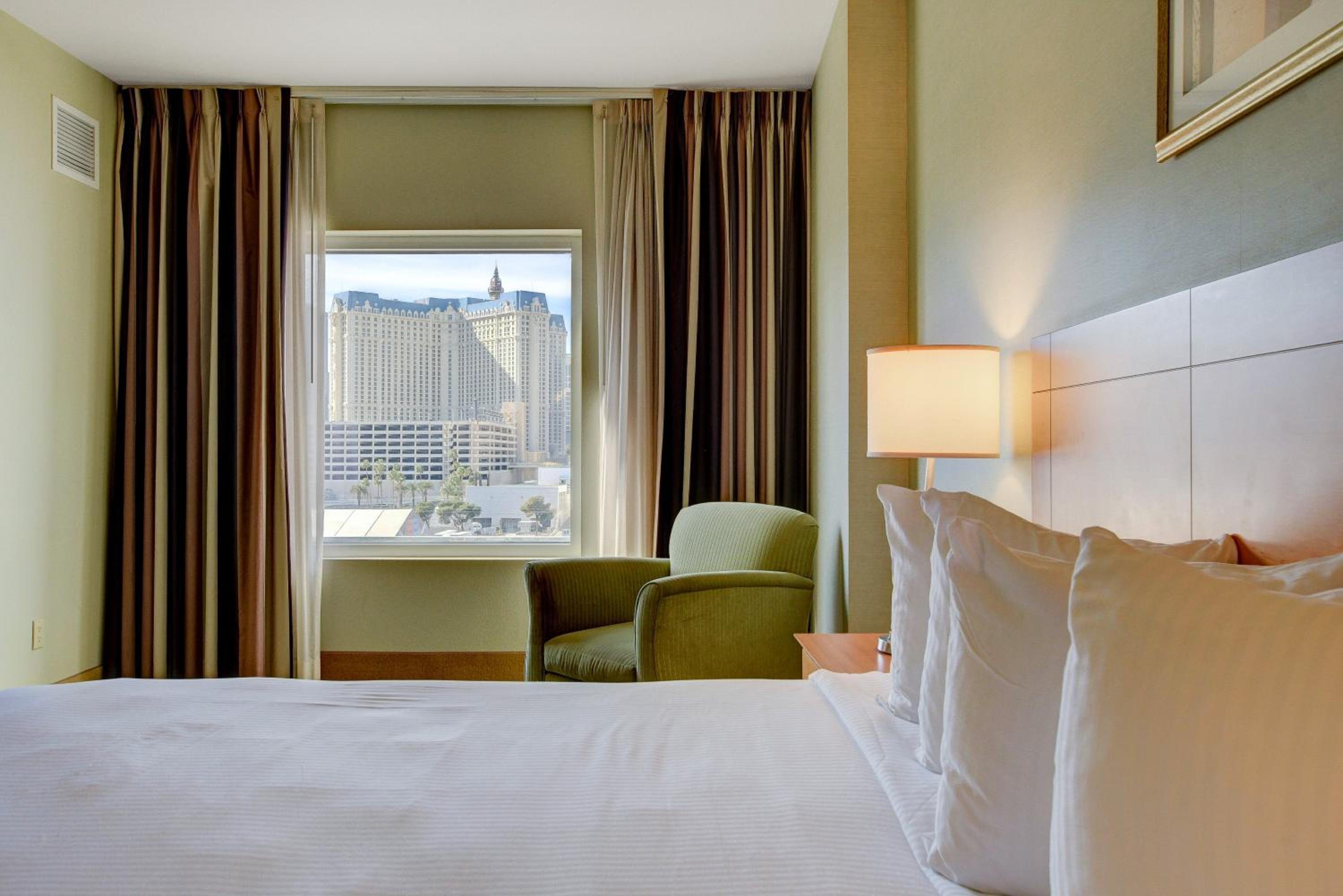 Luxury 1Bd 1Bth Suite At Platinum Hotel Strip View