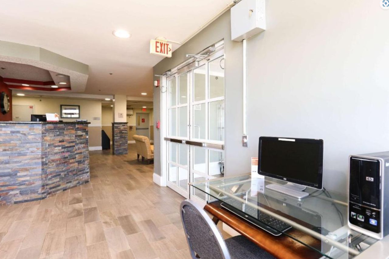 Greenville Pelham Inn by IHG - photo 4