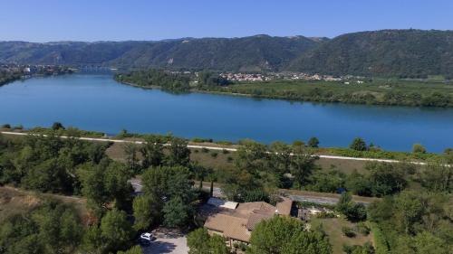 Auberge Du Golf - last minute hotel in La Roche-De-Glun