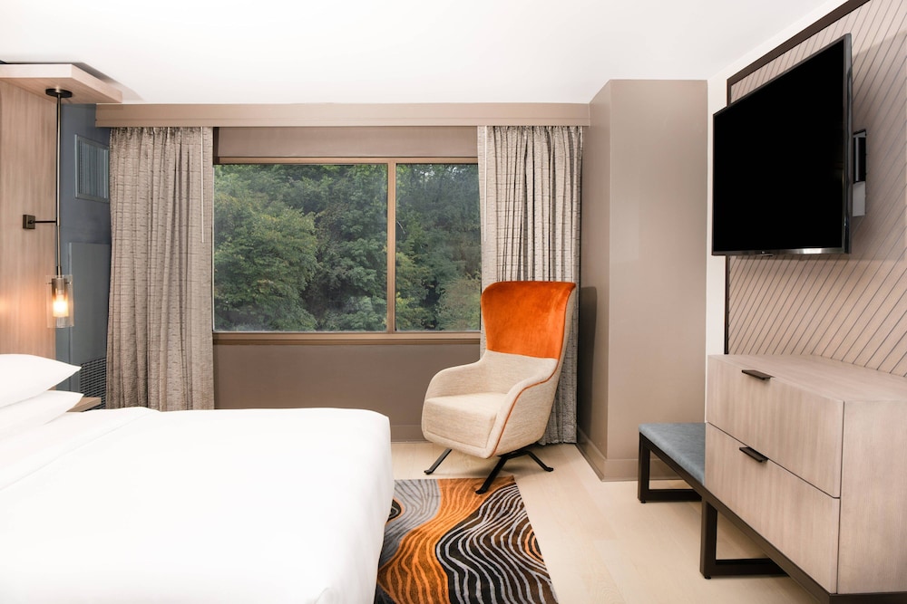 Pittsburgh Airport Marriott - photo 21