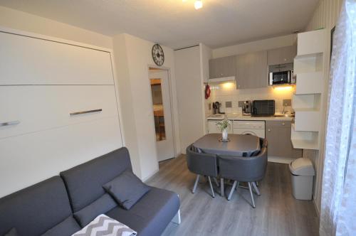 Studio 2 A 4 Personnes - last minute hotel in Unknown City