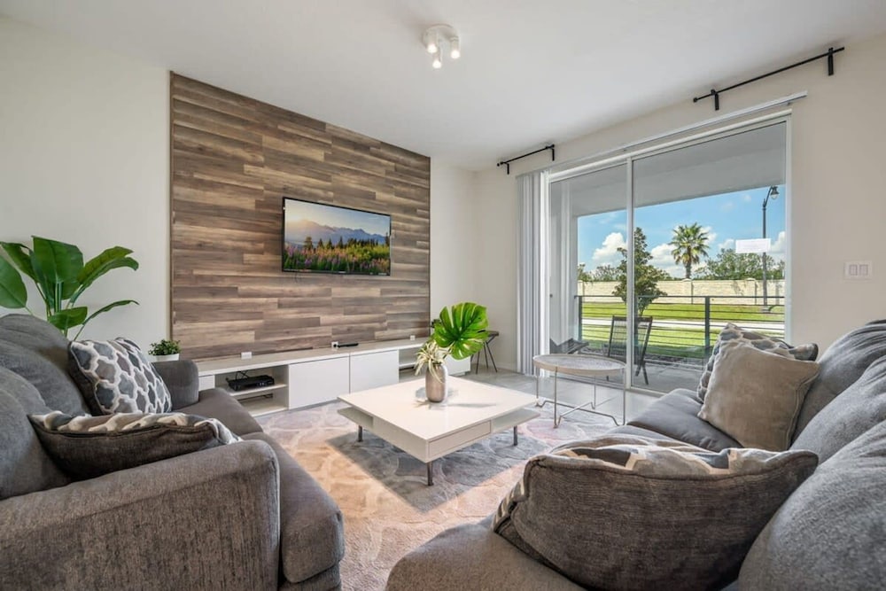 Superb Spacious Condo Prime Resort — 4-Star Luxury Hotel in Kissimmee, United States
