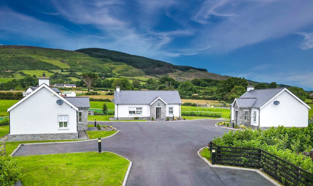 Clonlum Holiday Cottages — Newry