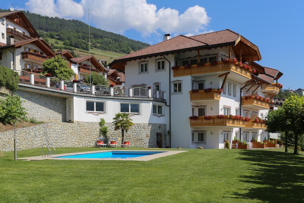 EGGER Apartments & Suites — 4-Star Luxury Hotel in Villandro, Italy