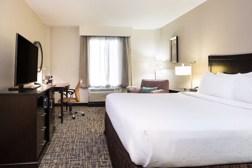 Crowne Plaza Memphis Downtown by IHG - photo 16