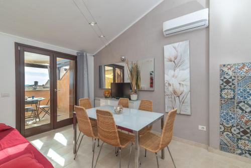 C 306 Attico Puntavilla Mare — 4-Star Luxury Hotel in La Maddalena, Italy