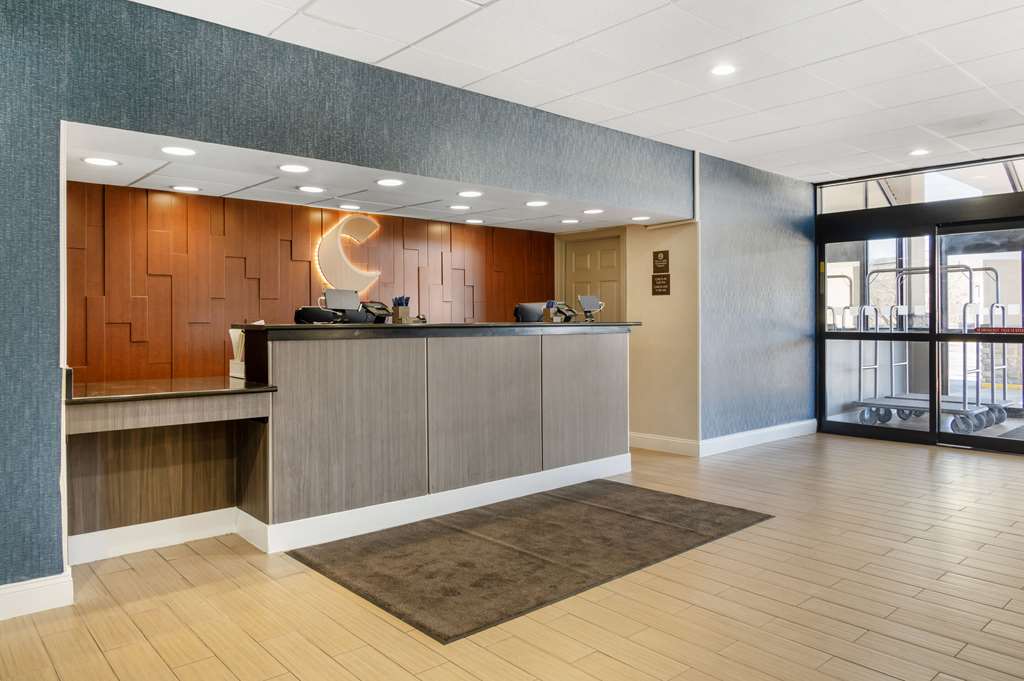 Comfort Inn & Suites Danbury Bethel - photo 2