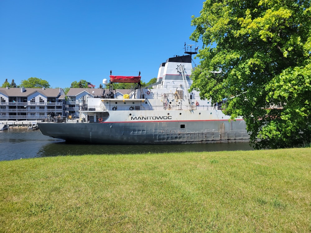 Riverside Motel and Marina Manistee - photo 13