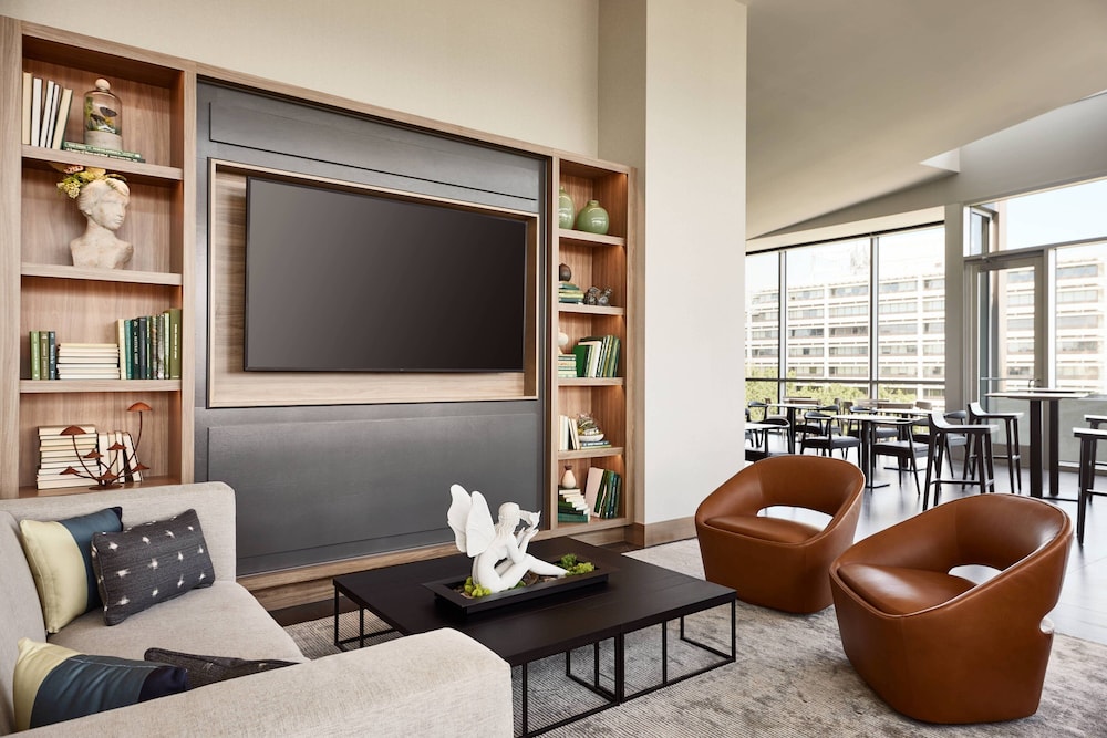 AC Hotel Atlanta Perimeter - photo 36